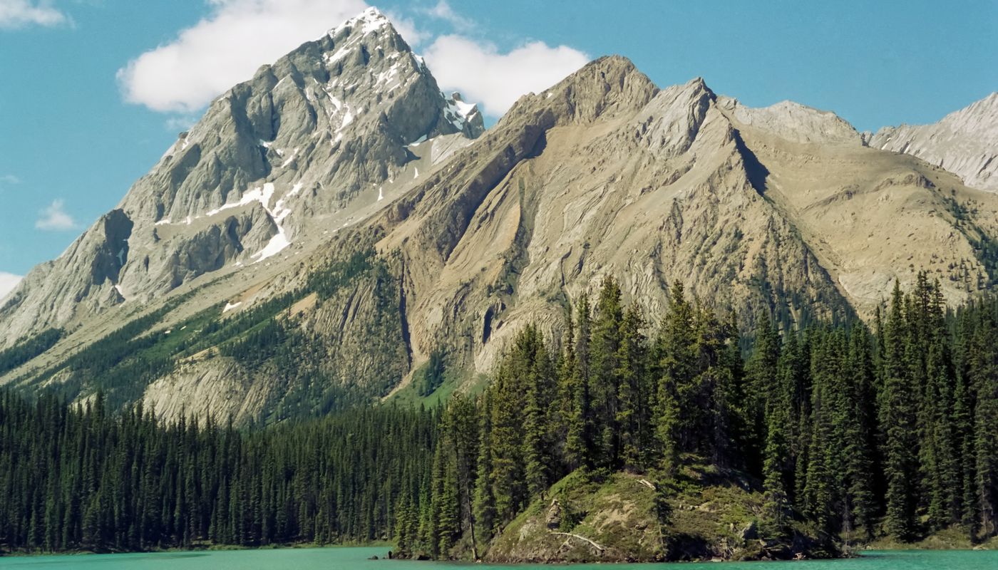 Maligne Lake at the quiet hour on a private luxury Jasper tour
